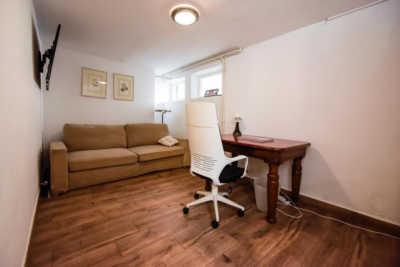 Spacious 3 Bedroom Family Oasis With Sauna, 20 Min From Warsaw Piaseczno  Exterior photo