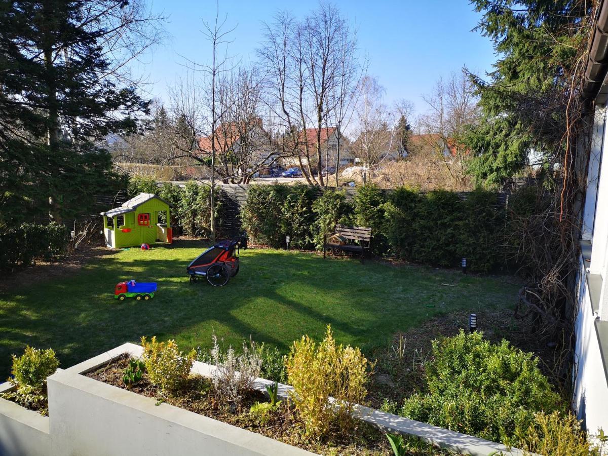 Spacious 3 Bedroom Family Oasis With Sauna, 20 Min From Warsaw Piaseczno  Exterior photo
